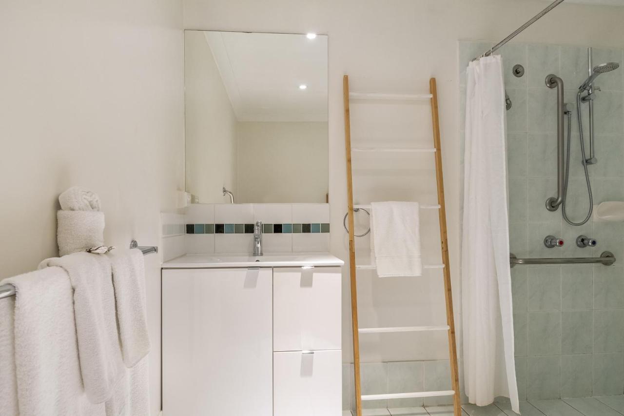 Byron Central Apartments Байрън Бей Екстериор снимка