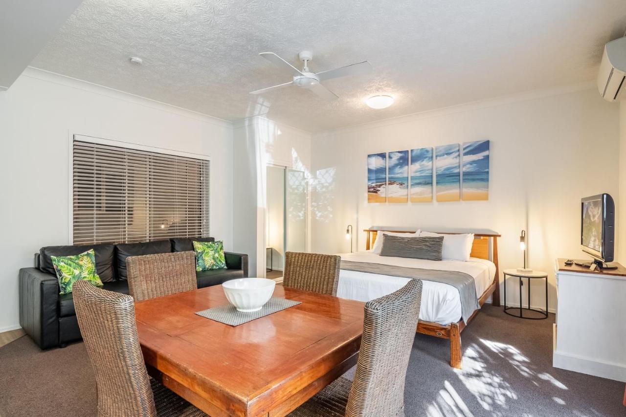 Byron Central Apartments Байрън Бей Екстериор снимка