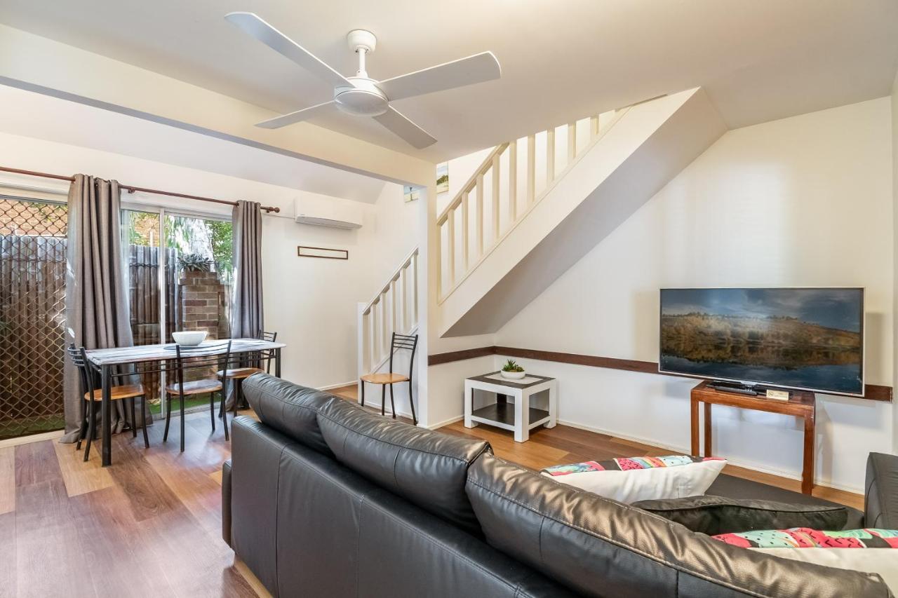 Byron Central Apartments Байрън Бей Екстериор снимка